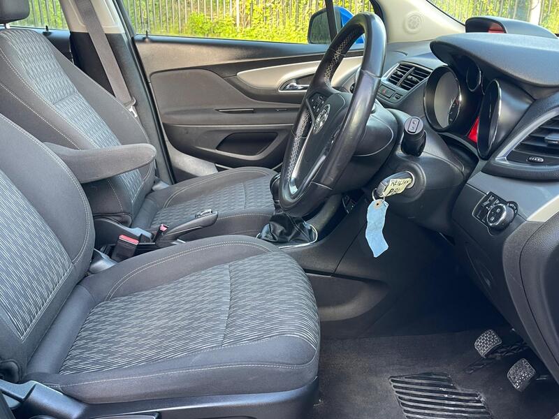 2016 Vauxhall Mokka 1.4i Turbo Tech Line 2WD Euro 6 (s/s) 5dr interior or exterior view