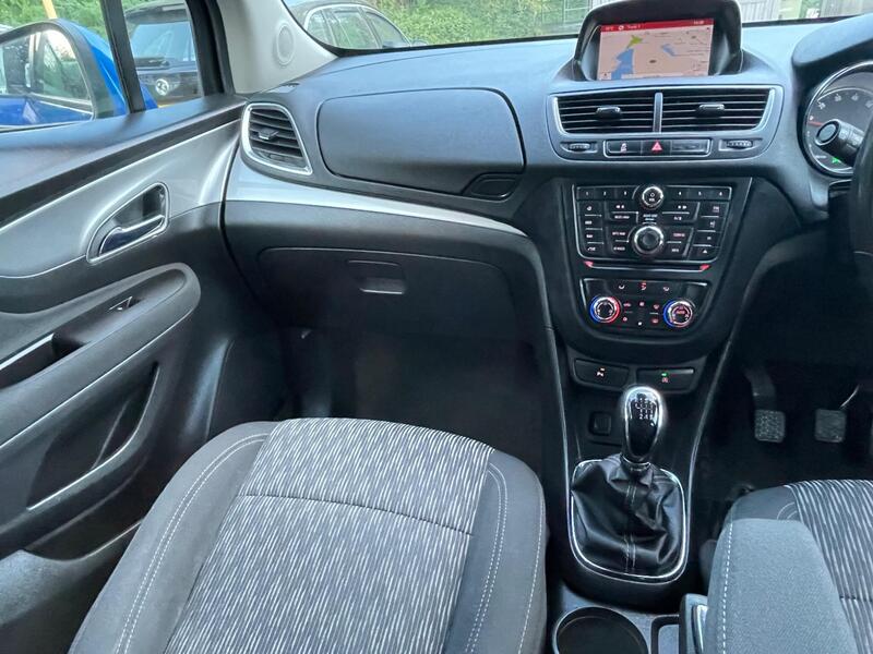 2016 Vauxhall Mokka 1.4i Turbo Tech Line 2WD Euro 6 (s/s) 5dr interior or exterior view