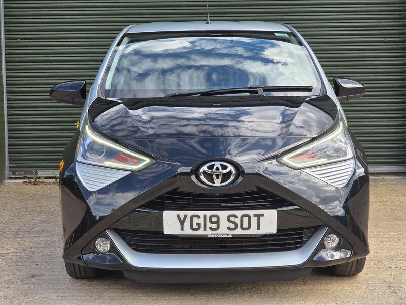 2019 Toyota AYGO 1.0 VVT-i x-clusiv Euro 6 5dr (Safety Sense) interior or exterior view