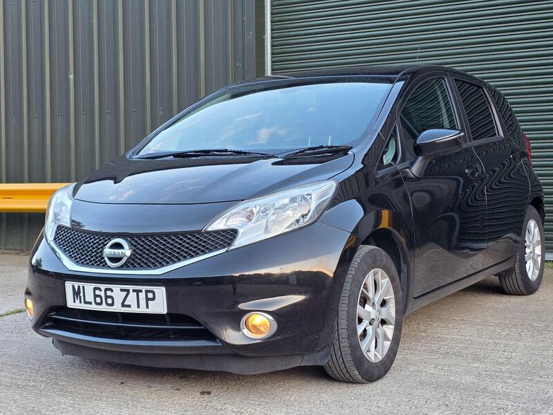 2016 Nissan Note 1.2 Acenta Premium Euro 6 (s/s) 5dr interior or exterior view