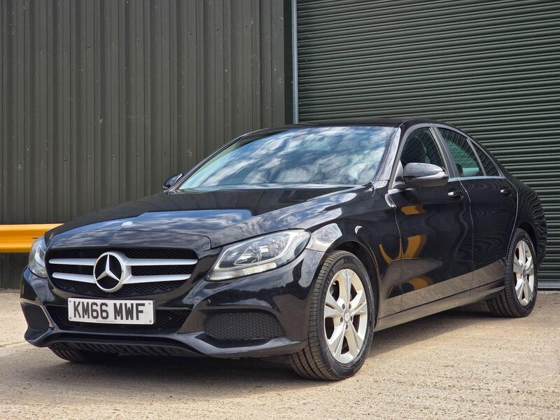 2016 Mercedes-Benz C Class 2.0 C200 SE 7G-Tronic+ Euro 6 (s/s) 4dr interior or exterior view