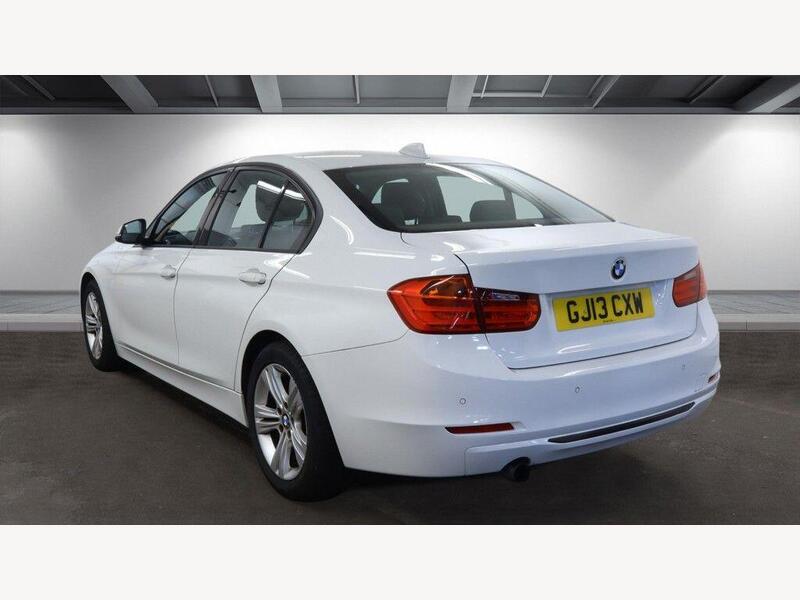 2013 BMW 3 Series 1.6 316i Sport Auto Euro 6 (s/s) 4dr interior or exterior view