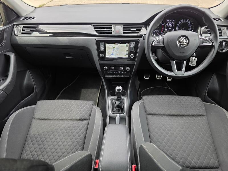 2018 Skoda Rapid Spaceback 1.0 TSI SE Sport Euro 6 (s/s) 5dr interior or exterior view