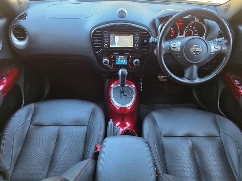 2013 Nissan Juke 1.6 DIG-T Tekna CVT 4WD Euro 5 5dr interior or exterior view