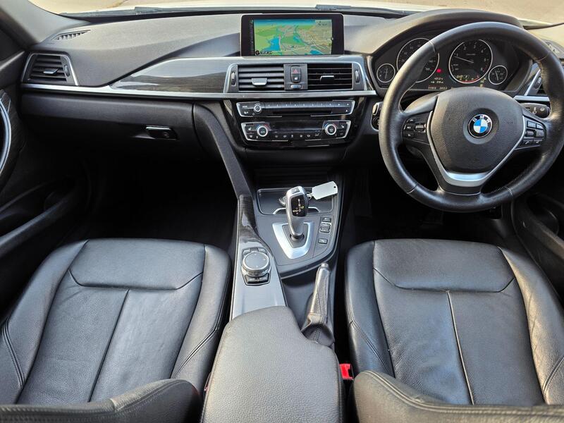 2015 BMW 3 Series 2.0 320d Luxury Touring Auto Euro 6 (s/s) 5dr interior or exterior view
