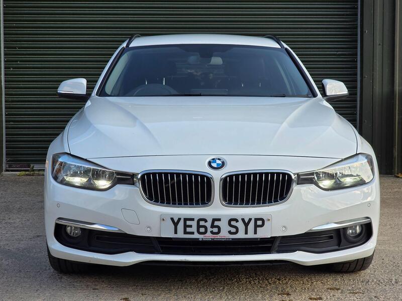 2015 BMW 3 Series 2.0 320d Luxury Touring Auto Euro 6 (s/s) 5dr interior or exterior view