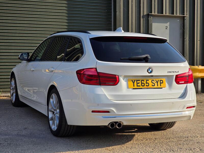 2015 BMW 3 Series 2.0 320d Luxury Touring Auto Euro 6 (s/s) 5dr interior or exterior view